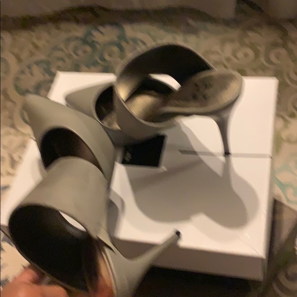 Beautiful Shoes 👠 ❤️❤️ - Picture 6 of 6